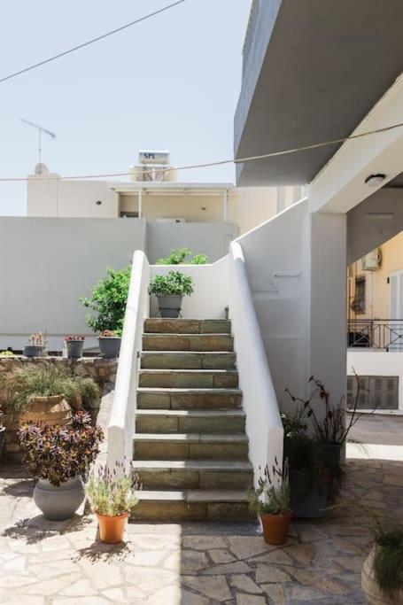The Waves Apartment Monodhéndrion Екстериор снимка